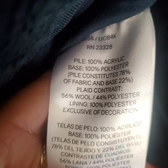 Pendleton fuzzy full zip woman's winter cozy jacket, size medium - Picture 6 of 11